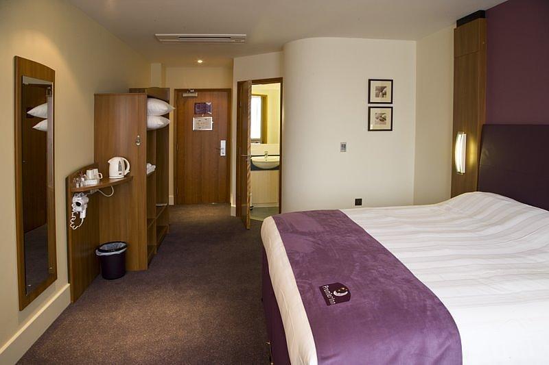 Premier Inn Bournemouth Central Eksteriør billede